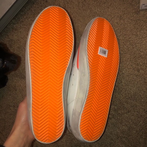 **SOLD** NWOT GOLDEN GOOSE SUPERSTAR LOW-TOPS - Picture 8 of 9